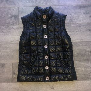 Black puffer jacket